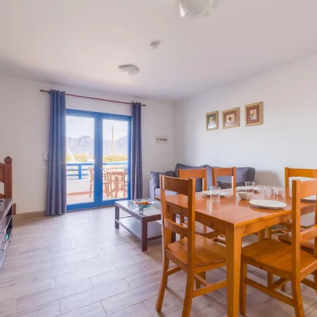 Holiday home Casa Joral, Surfear En Famara